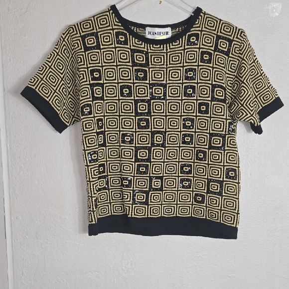 Jan Leslie Tops - Jan Leslie Black and Gold Square Pattern Sweater